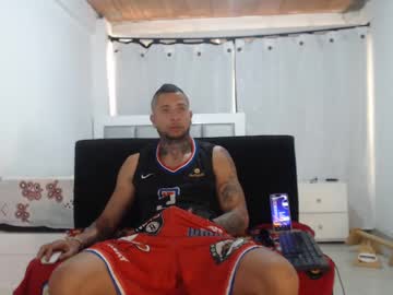 See Doglass_costa online Now @ fap.tw