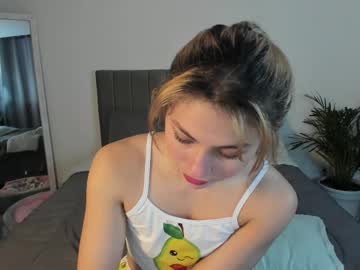 See Doll_oriana online Now @ fap.tw