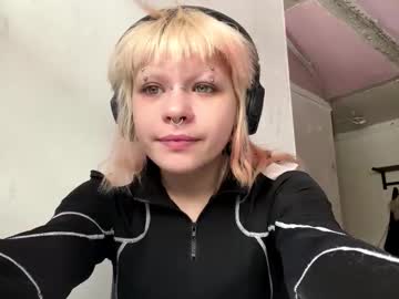 See Dorthacavan online Now @ fap.tw