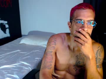 See Dostoyrodia_34 online Now @ fap.tw