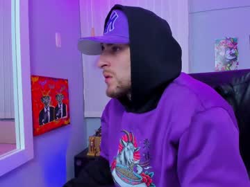 See Drako_lamar online Now @ fap.tw