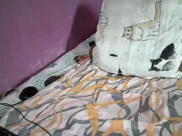 See Drip_swt online Now @ fap.tw