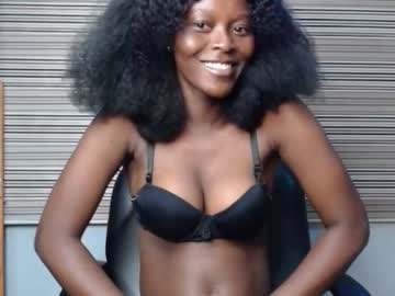 See Ebony_dark_melaninqueen online Now @ fap.tw