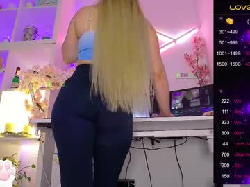 See Elena_marilyn online Now @ fap.tw