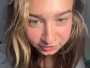 See Elenahere4u online Now @ fap.tw