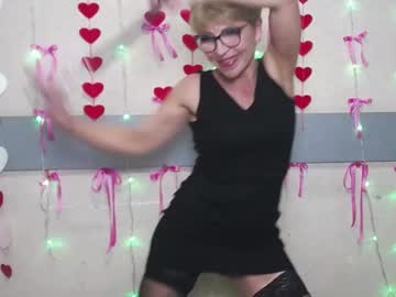 See Ellabonito online Now @ fap.tw