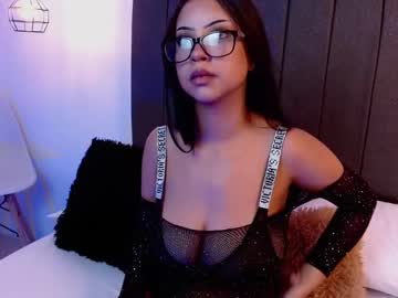 See Emadelacroix online Now @ fap.tw