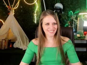 See Emiliabedy online Now @ fap.tw