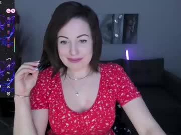 See Emily_midlton online Now @ fap.tw