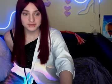 See Emilygold65 online Now @ fap.tw