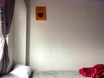 See Emma__bell_ online Now @ fap.tw
