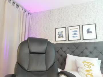 See Emma__smith01 online Now @ fap.tw