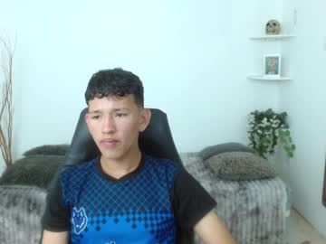 See Emmanuel_salvatore online Now @ fap.tw