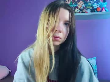 See Emmie_everly online Now @ fap.tw