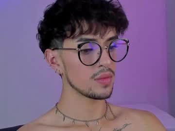 See Erisleon online Now @ fap.tw