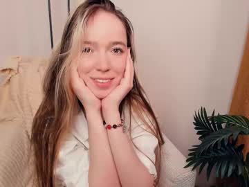 See Eva_wants_love online Now @ fap.tw