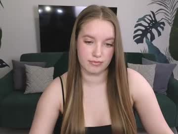 See Evajuly online Now @ fap.tw