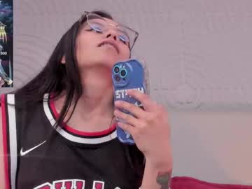 See Eviegothel_ online Now @ fap.tw