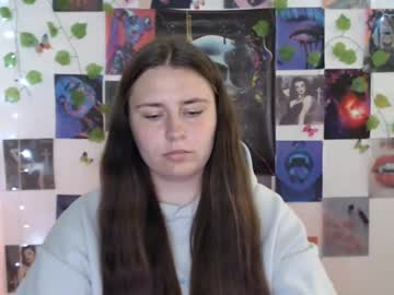 See Evochka_ online Now @ fap.tw