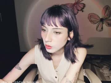 See Fairywhore online Now @ fap.tw