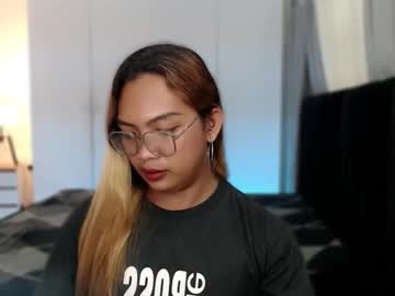 See Fitfemme_anna online Now @ fap.tw