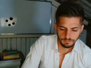 See Followknight online Now @ fap.tw