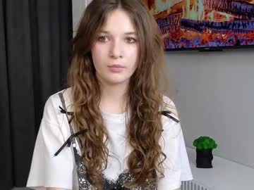 See Frances_roy online Now @ fap.tw