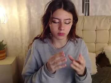 See Fyreandfox_ online Now @ fap.tw