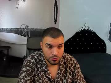 See Gavin_wood online Now @ fap.tw