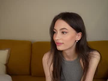 See Georgiamorandi online Now @ fap.tw