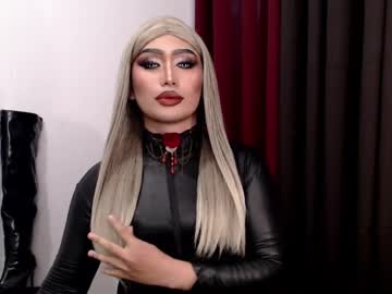 See Giaxxx01 online Now @ fap.tw