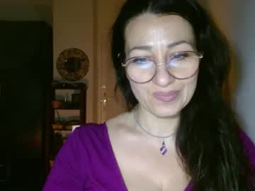 See Ginaoneon online Now @ fap.tw