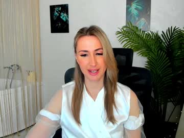 See Goldenlighte online Now @ fap.tw