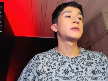 See Guy_veryhot1 online Now @ fap.tw