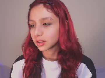 See Hanniesmile_ online Now @ fap.tw