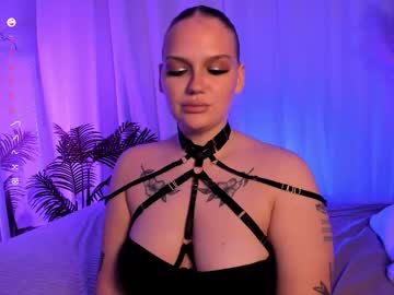 See Heynoirsam online Now @ fap.tw