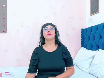 See Hornylatimommy online Now @ fap.tw