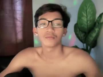 See Hotasian_jerome online Now @ fap.tw