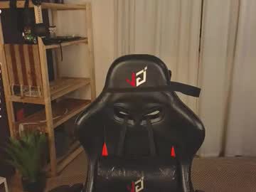 See Hotlaracroft online Now @ fap.tw