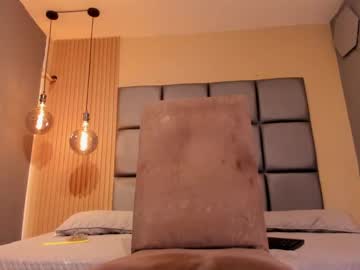 See Hotty_red_ online Now @ fap.tw
