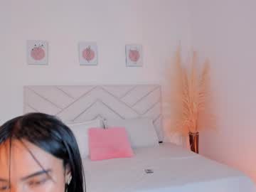 See Iam_cami online Now @ fap.tw