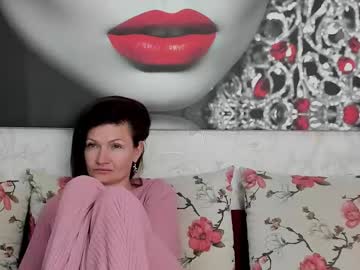 See Illegalbeauty87 online Now @ fap.tw