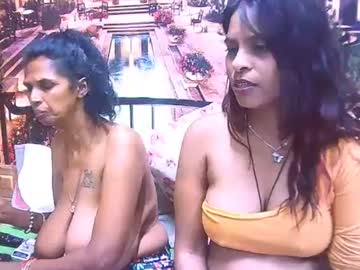 See Indiansexyass4u2luv online Now @ fap.tw