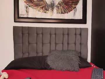 See Ivyyemerald online Now @ fap.tw