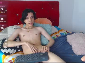 See Jack_s21 online Now @ fap.tw