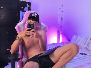 See Jacob_cullen_ online Now @ fap.tw