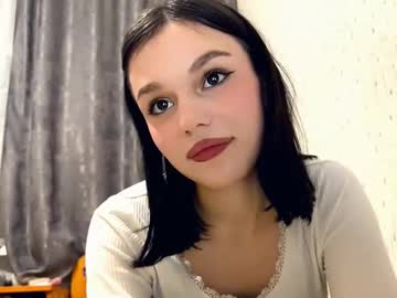 See Janethcensky online Now @ fap.tw