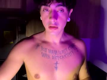 See Jeffreycoen online Now @ fap.tw