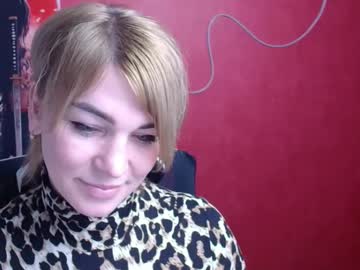 See Jennifer_cuttie online Now @ fap.tw