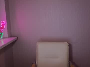 See Jodiewithgreen online Now @ fap.tw